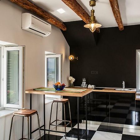 Apartment Smile Lux With View Split Ngoại thất bức ảnh